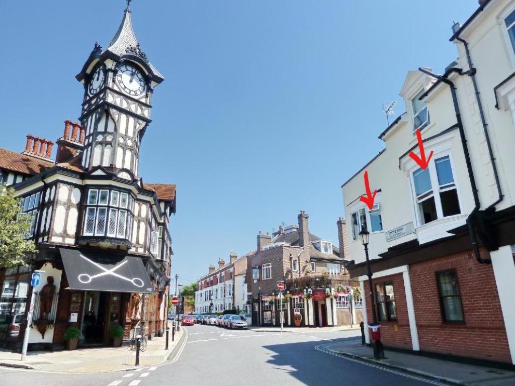 The Clock Tower Apartment - Spacious, Modern, 2 Bed Room Apartment , Southsea With Free Parking - Sleeps 4 Portsmouth Dış mekan fotoğraf