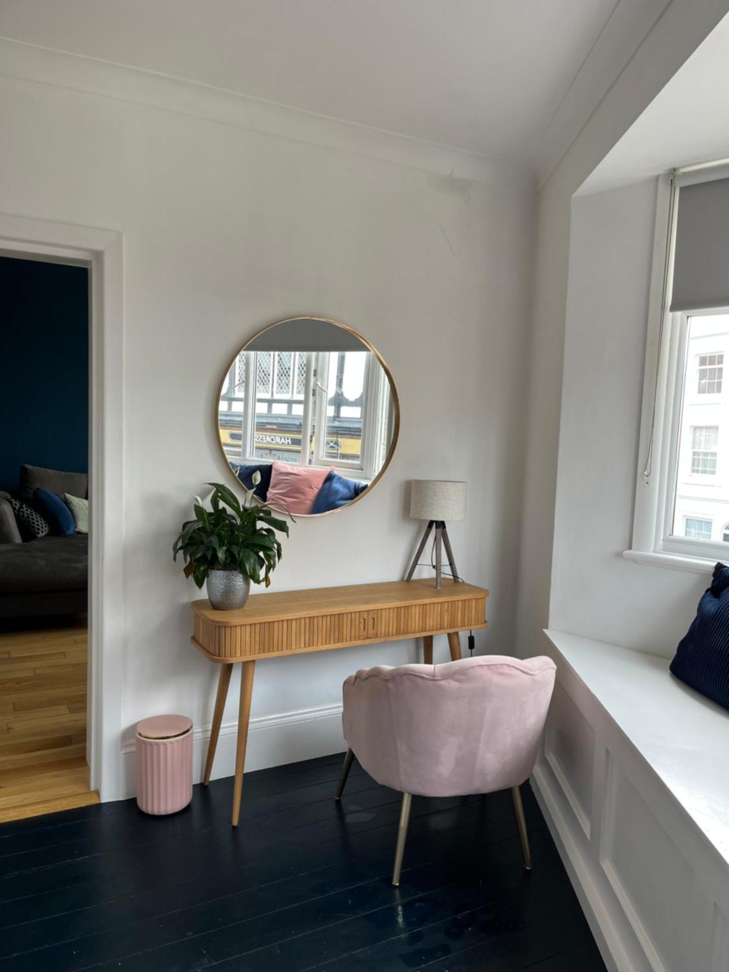 The Clock Tower Apartment - Spacious, Modern, 2 Bed Room Apartment , Southsea With Free Parking - Sleeps 4 Portsmouth Dış mekan fotoğraf